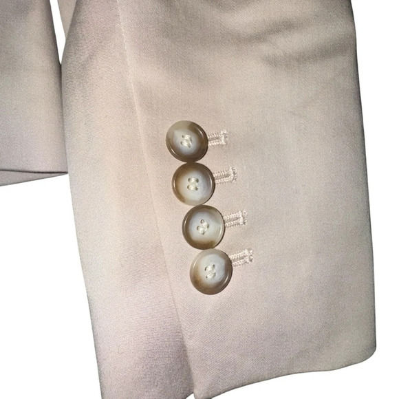 Ann Taylor Women’s Size 4 Fully lined Blazer - Picture 5 of 6